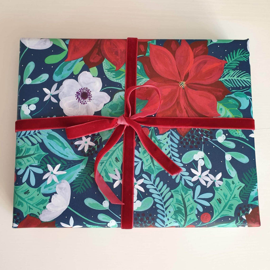 Christmas Poinsettia Gift Wrap - Hue Complete Me